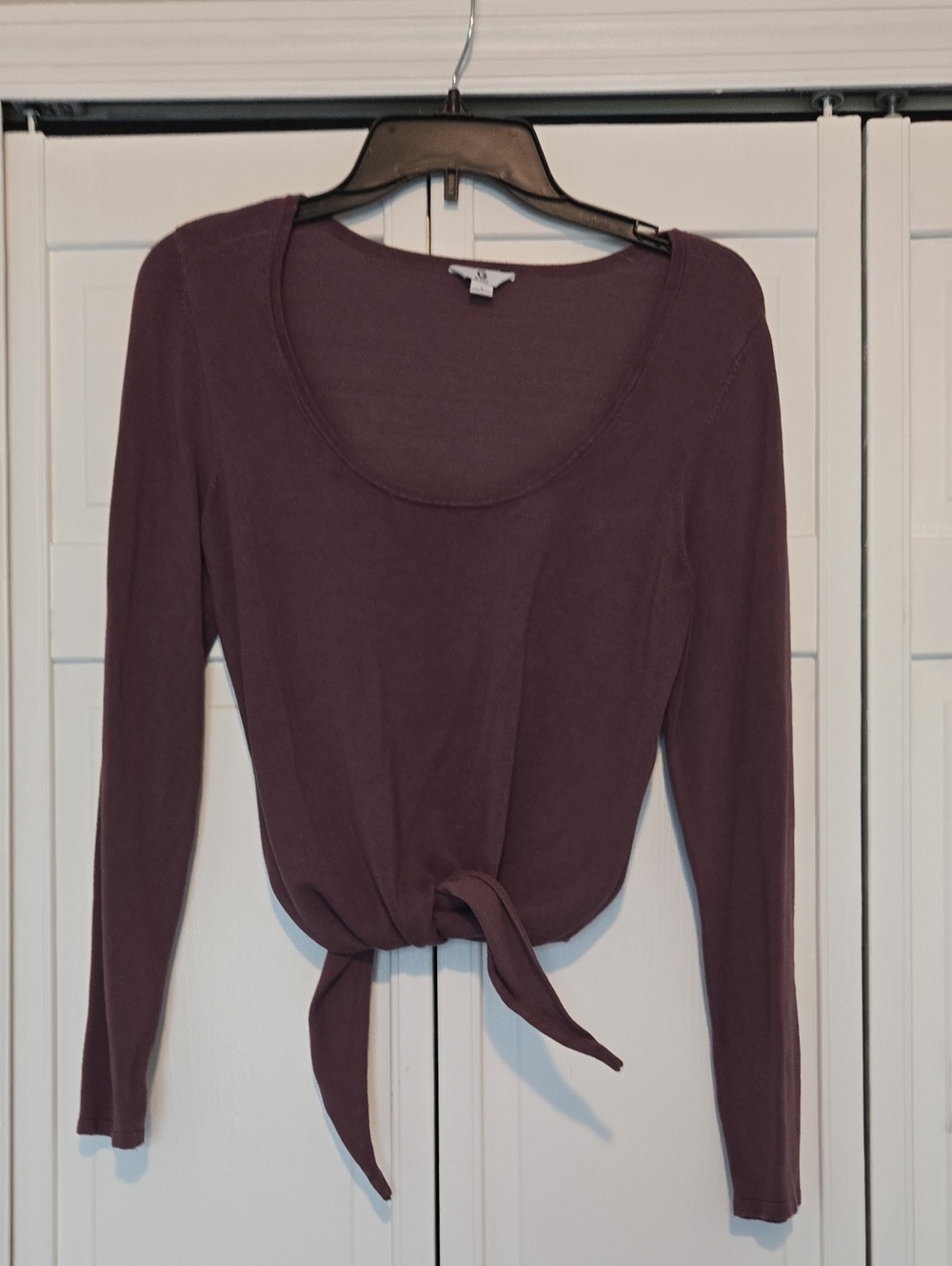 G by Guess Plum Long-Sleeve Tie-Front Top